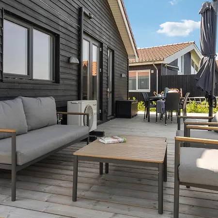 Beautiful In Vaeggerlose With Kitchen