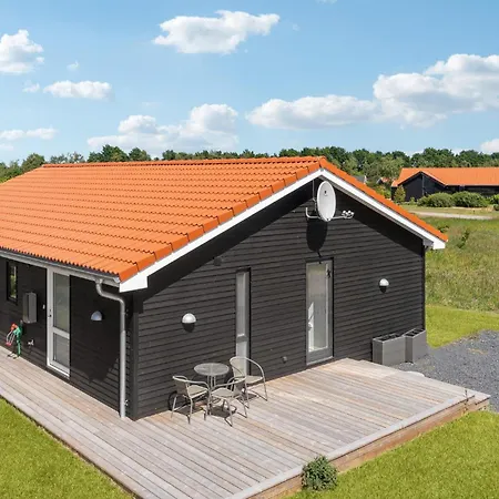 度假居 4 Bedroom Stunning In Vaeggerlose Bøtø By