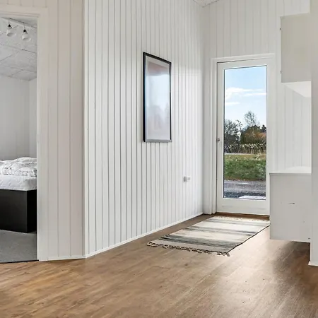 度假居 4 Bedroom Stunning In Vaeggerlose
