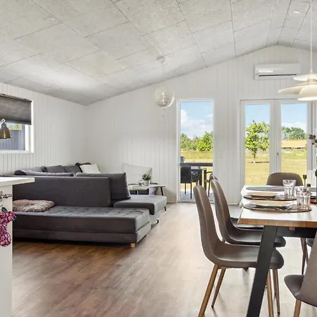4 Bedroom Stunning In Vaeggerlose 度假居 *